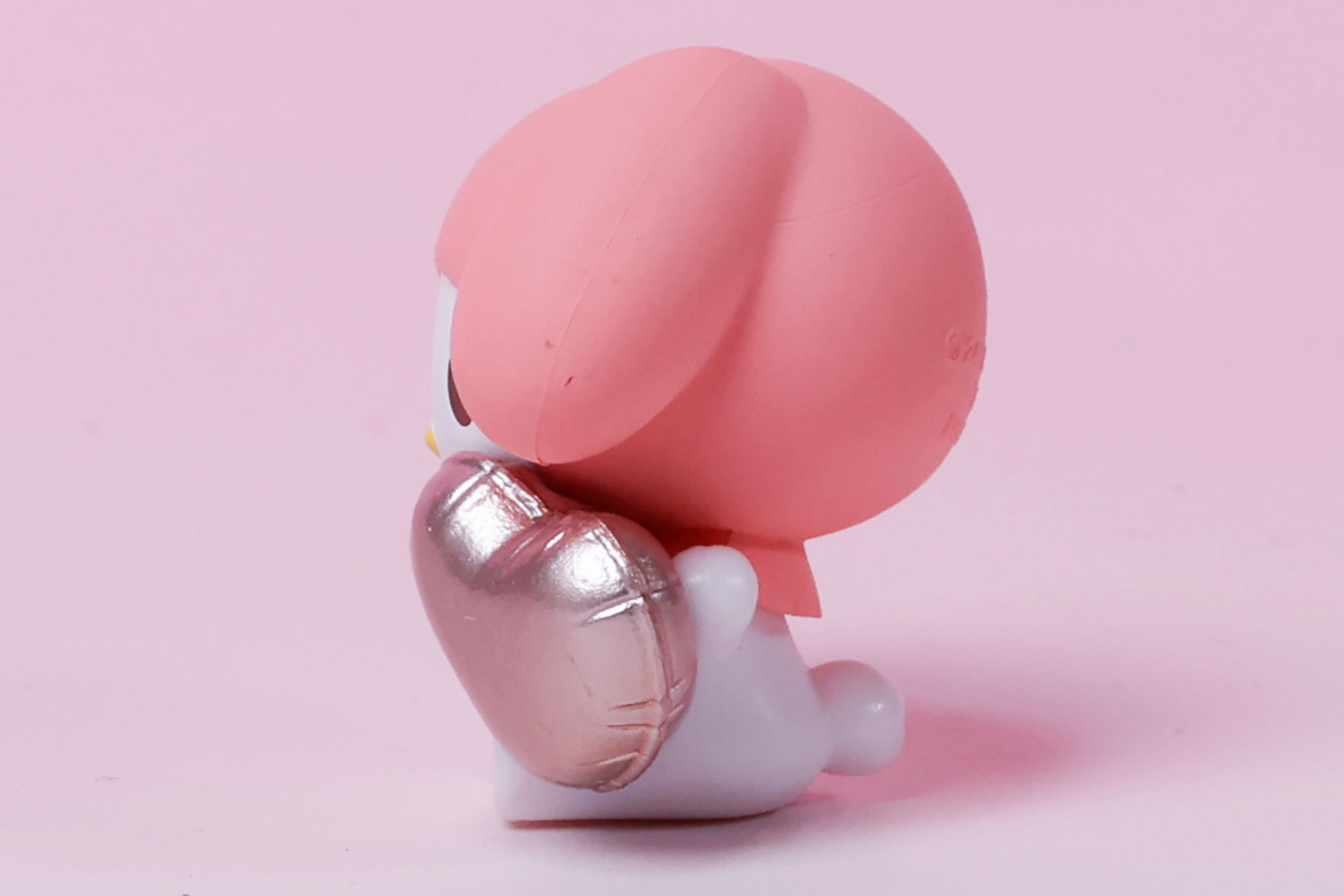 体のサイズと比較すると、バルーンは大きく見える