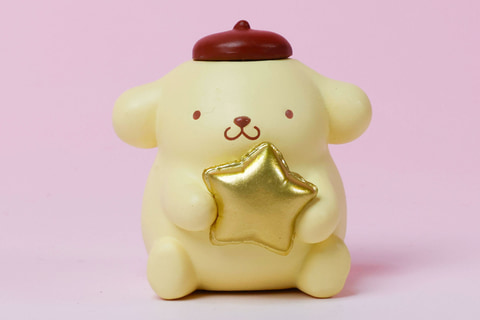 特別企画】【ガチャ撮り下ろし】バルーンを抱きしめた姿がキュート