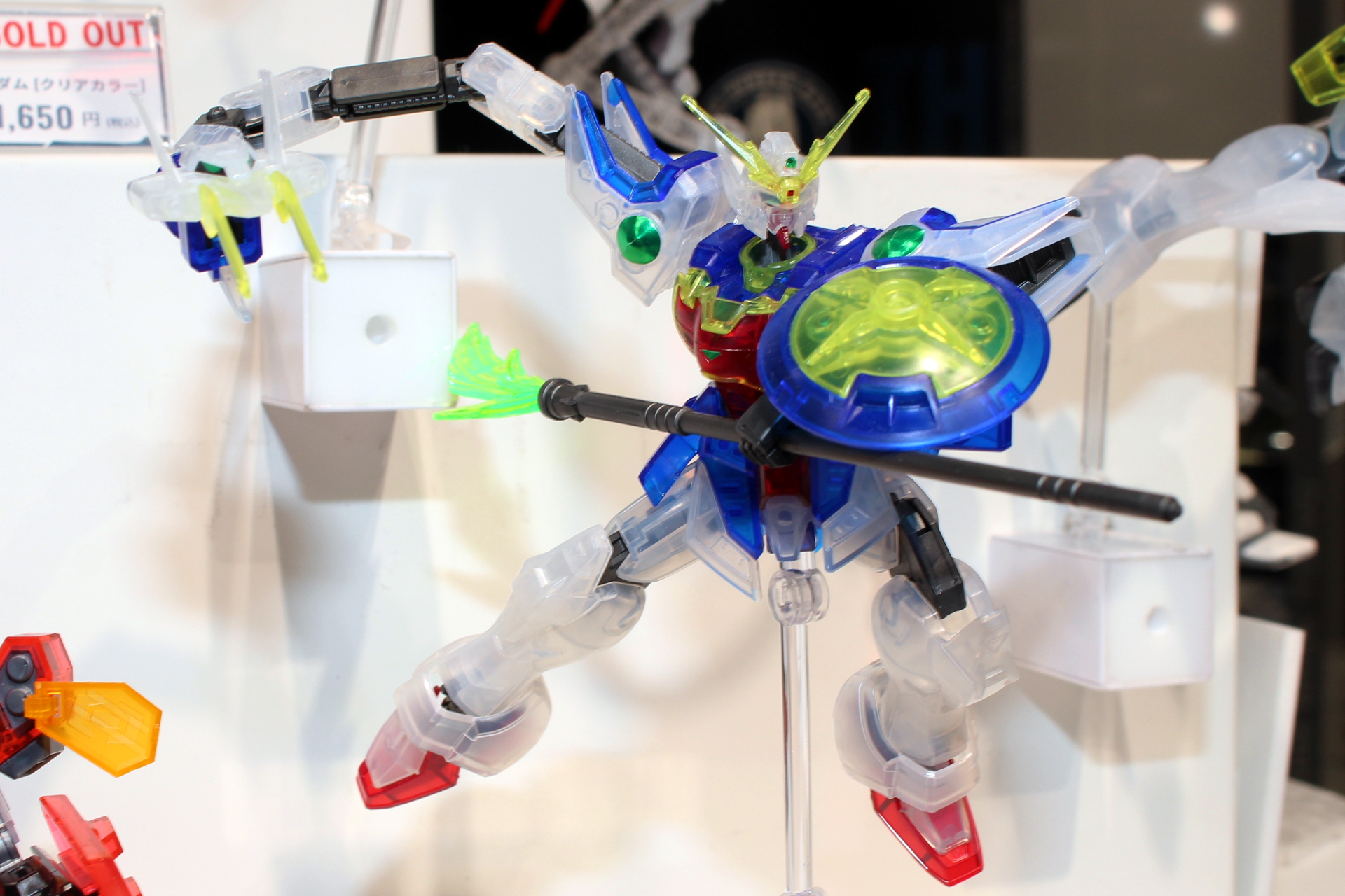 ドラゴンハングを伸ばした状態も再現可能