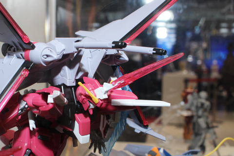 特別企画】【ガンダムベース撮り下ろし】ズゴックの中から現れた「HG 1