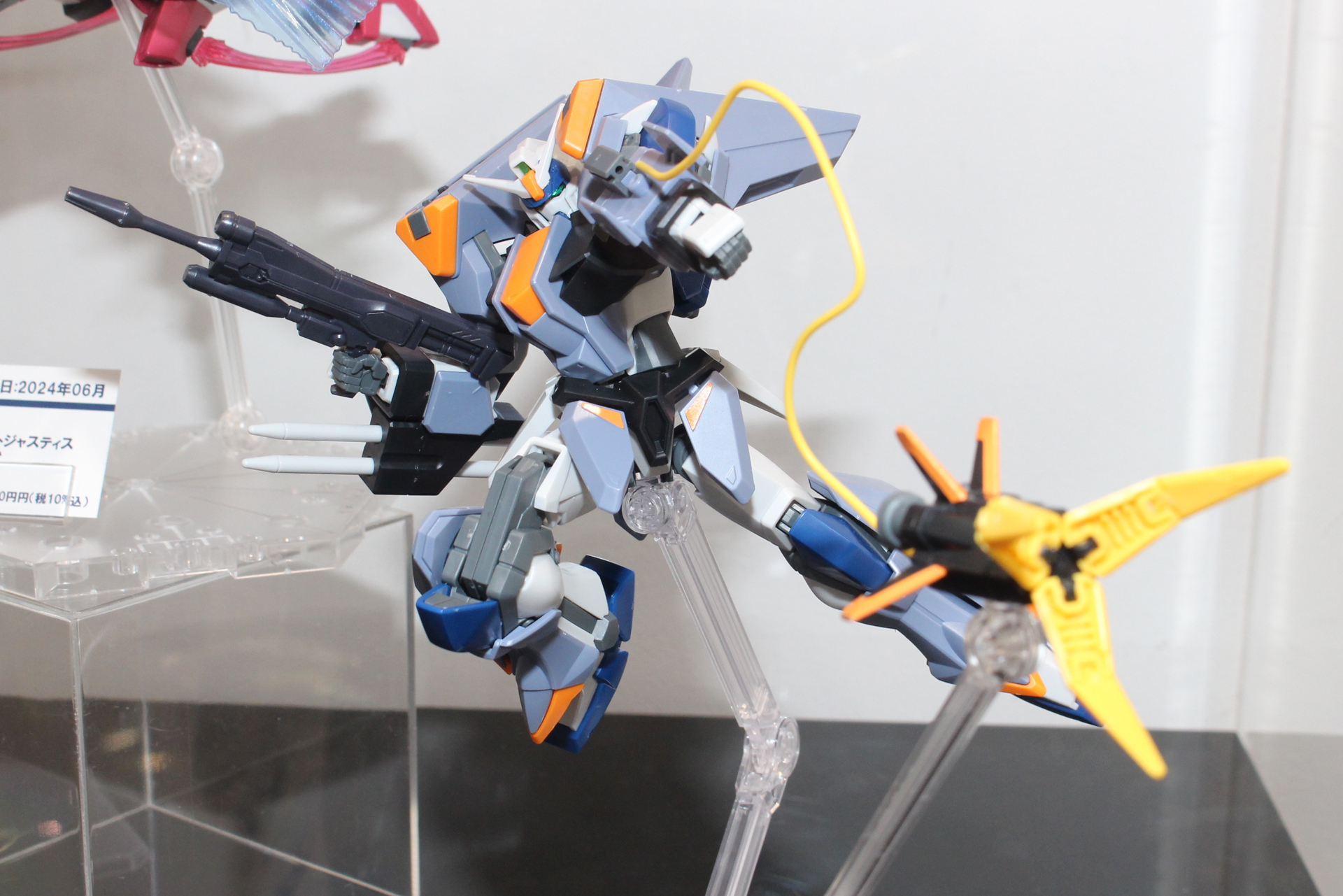 「HG 1/144 デュエルブリッツガンダム」。7月発売。価格は2,970円