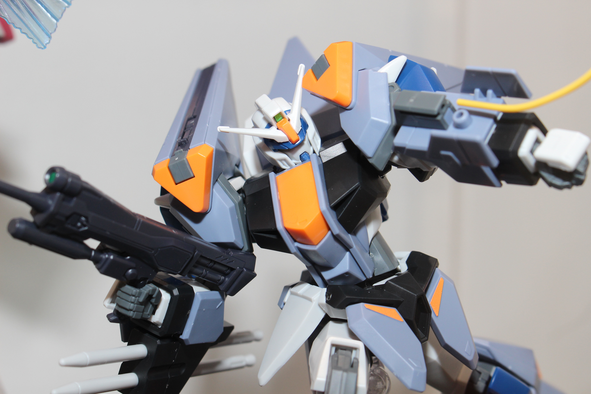 アサルトシュラウドを身に着けたスタイルがたくましい