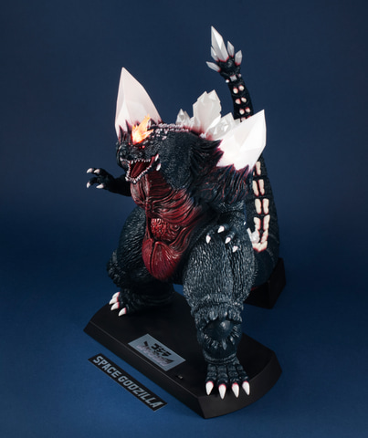 発光＆サウンドギミック搭載！ 「UA Monsters スペースゴジラ」が11月