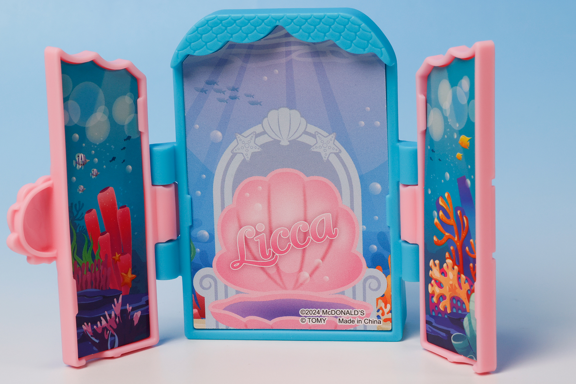 貝殻のお城の背景に変更したところ