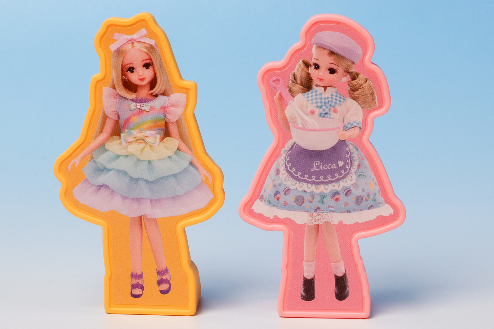 左がひまりちゃんで右がリカちゃん