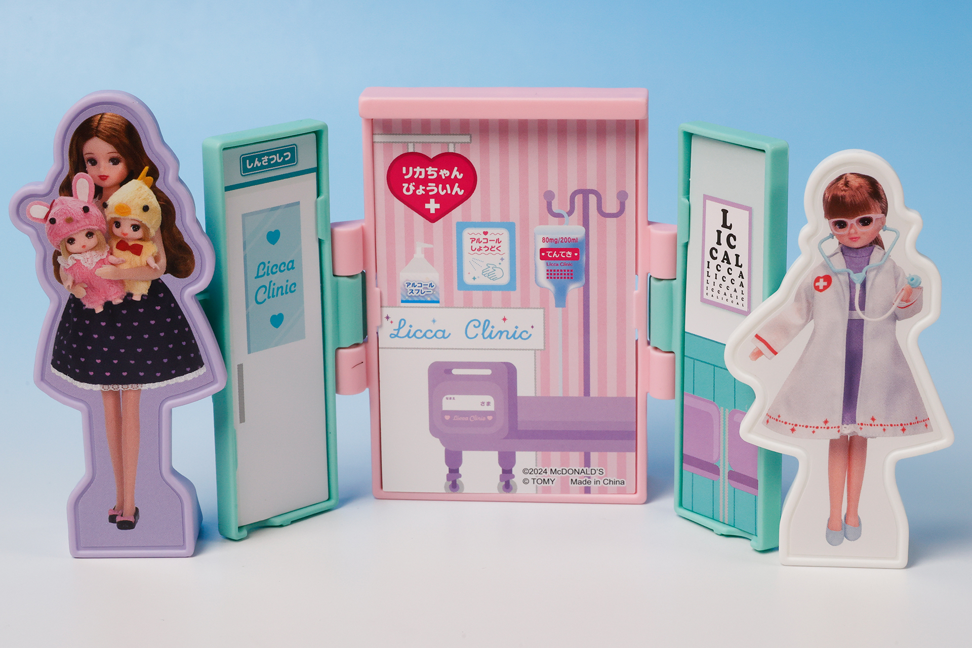 ベッドのデザインも、なかなかキュートだ