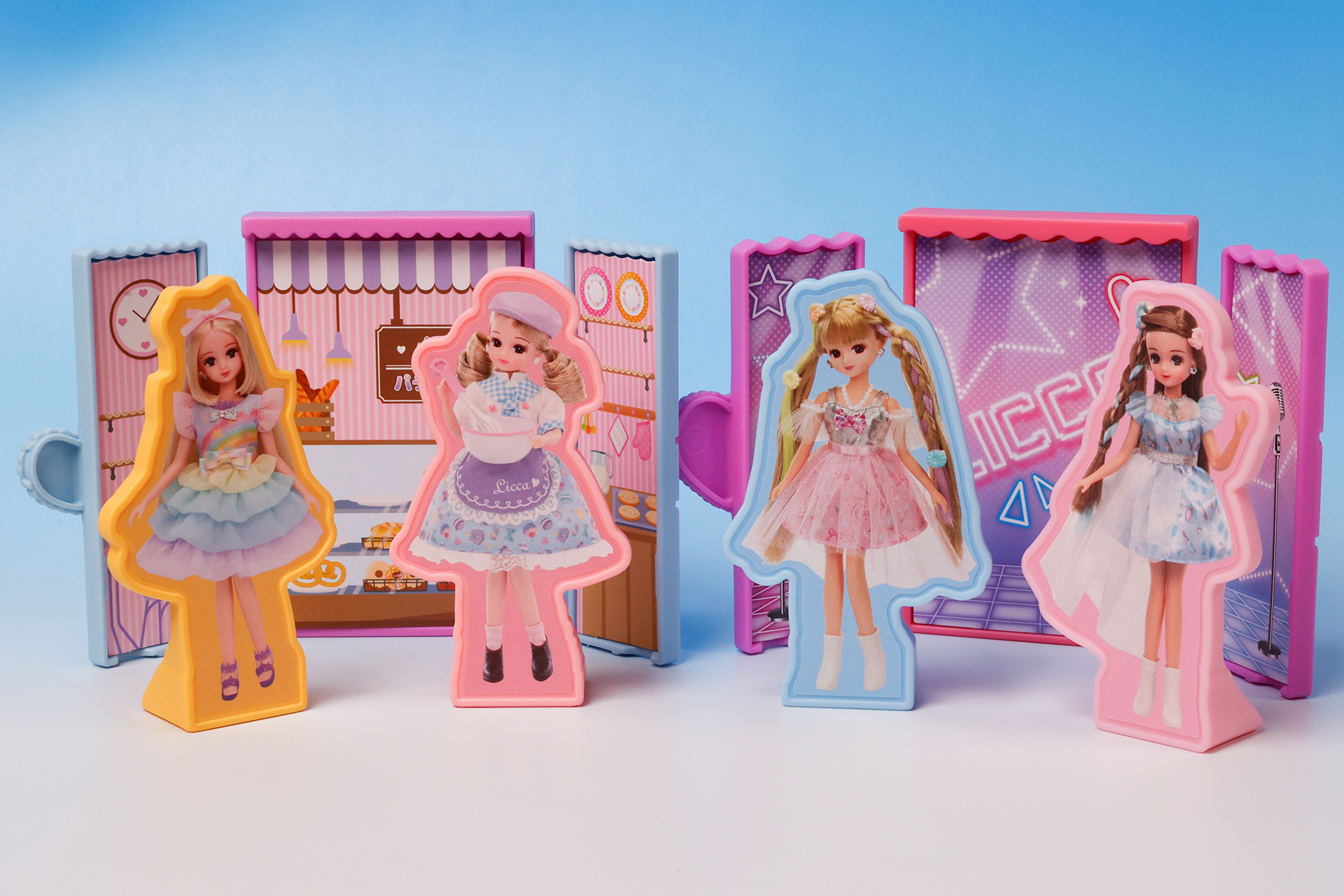 それぞれで異なるシチュエーションが採用されているのは面白い。複数のおもちゃを組み合わせて、自分だけのお話を作っていくのも楽しい