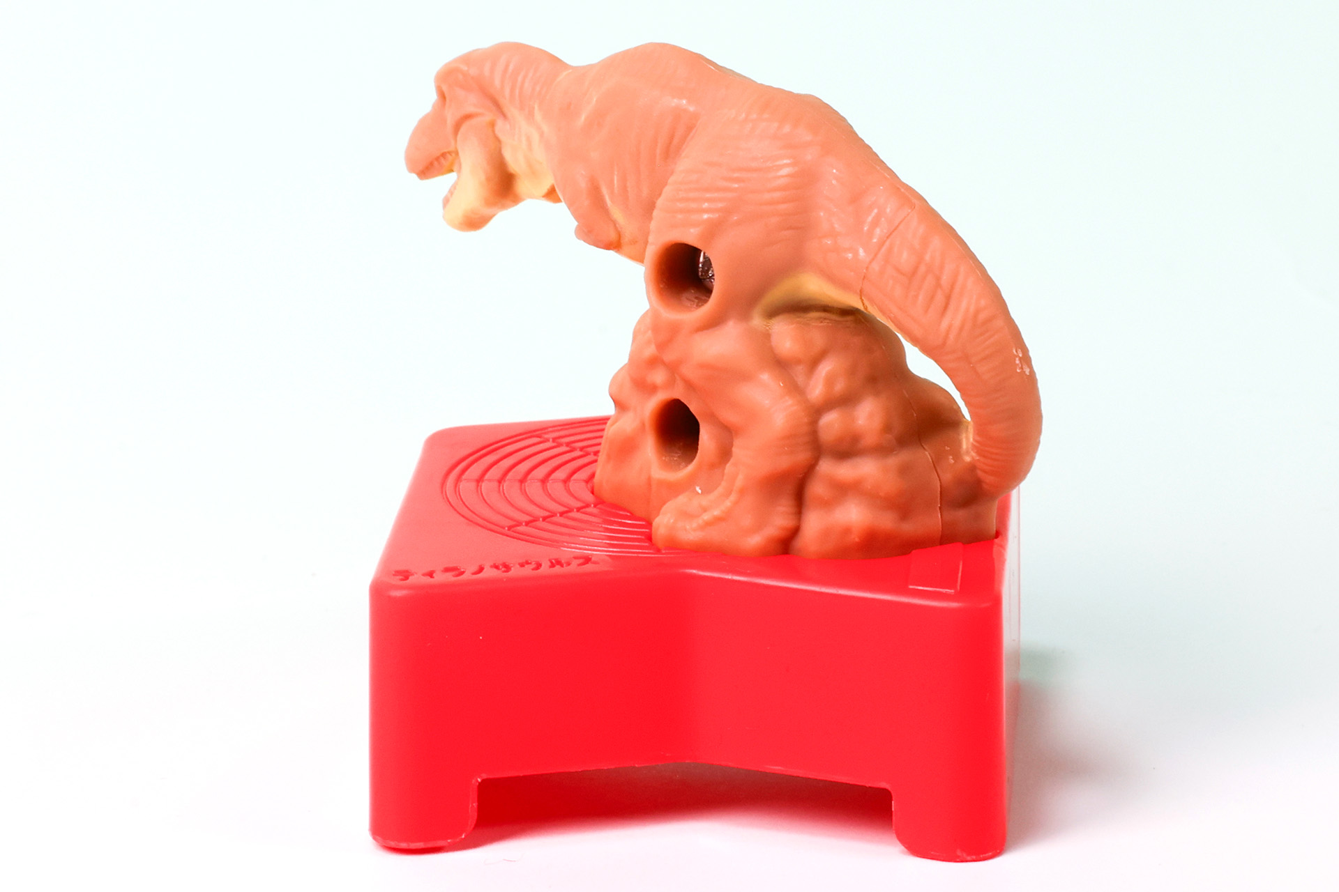 尻尾もしっかりと再現されている