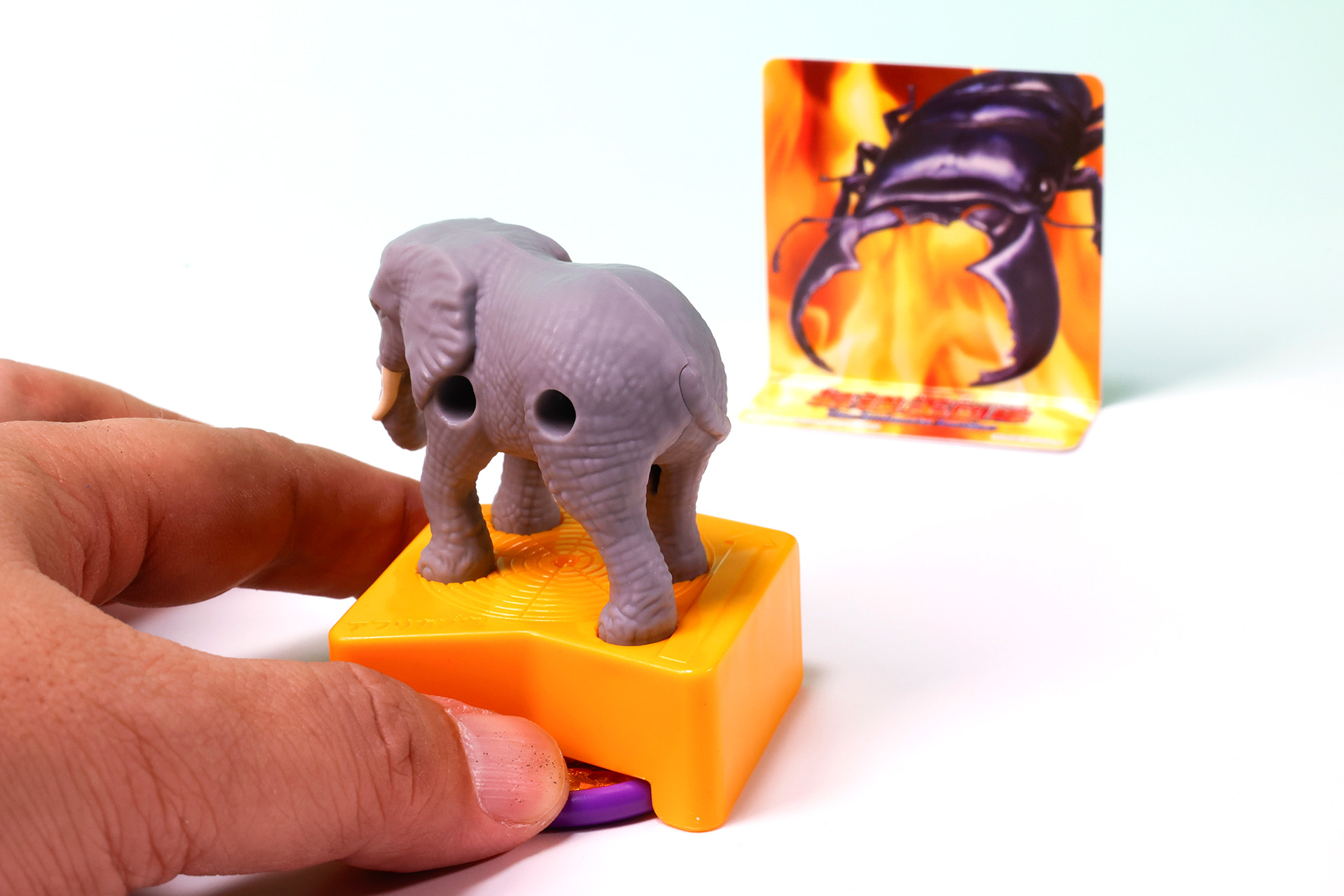 狙いを定めてディスクを押しだそう