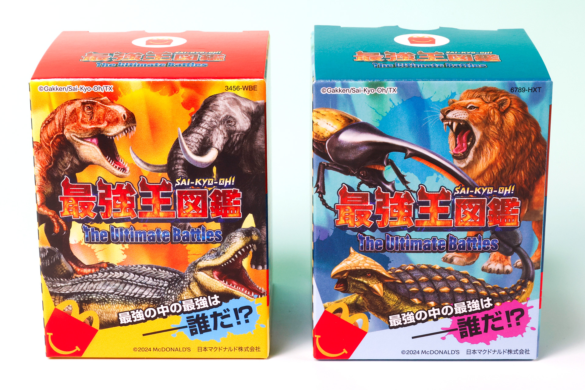 こちらが今回のおもちゃ箱。赤色の箱が第1弾、緑色の箱が第2弾だ