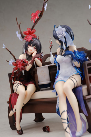 崩壊3rd」よりゼーレ・双生の彼岸花がスペシャルバトルスーツ
