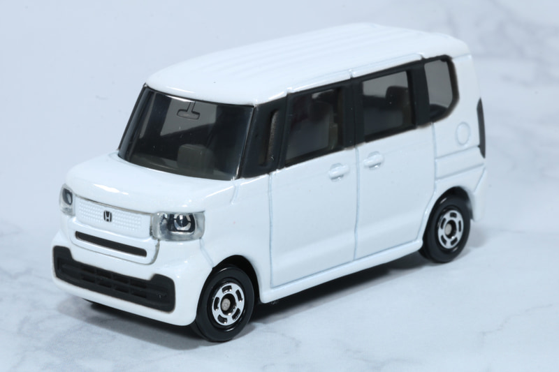 通常仕様はホワイト