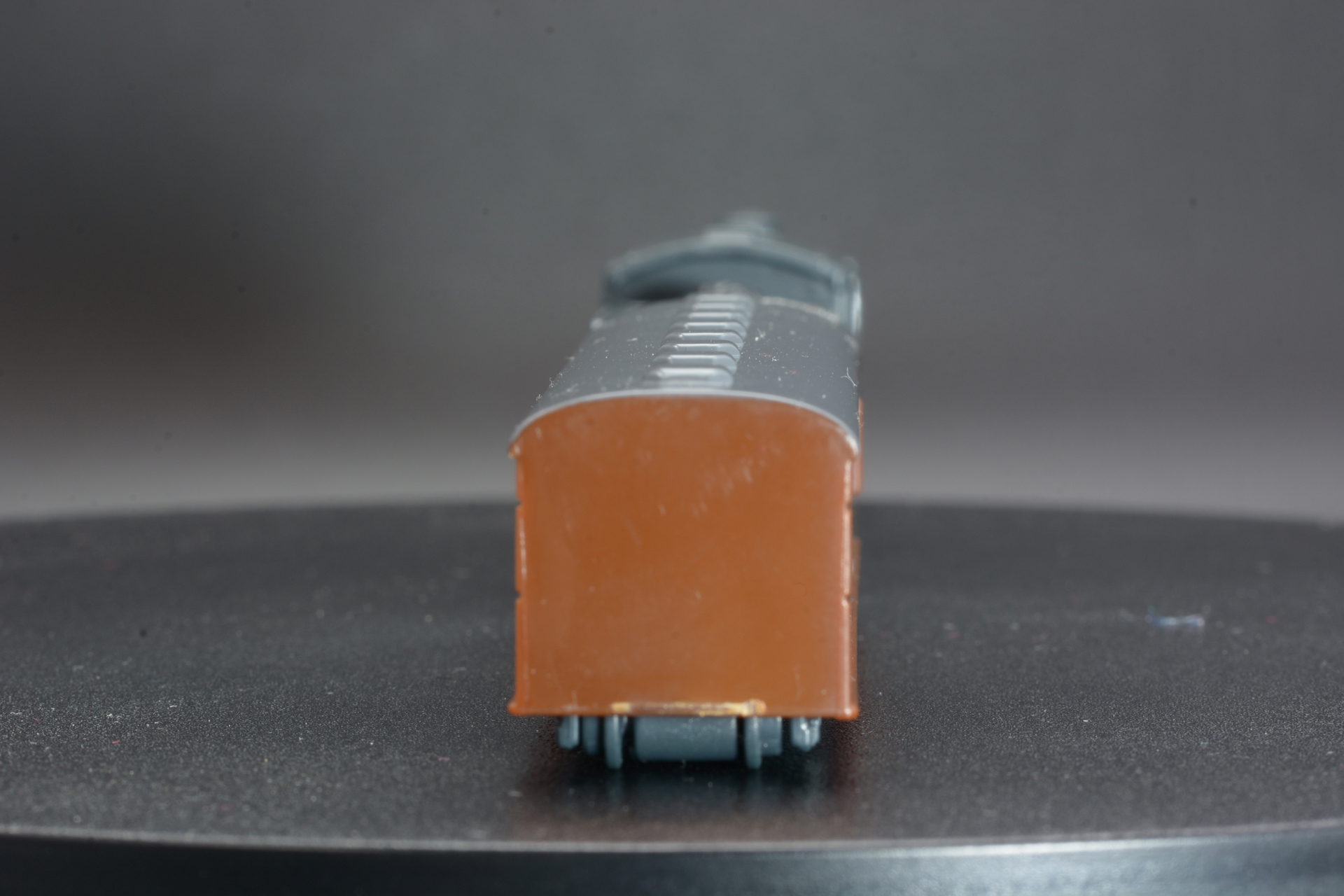 客車後部にはジョイントは設定されていない