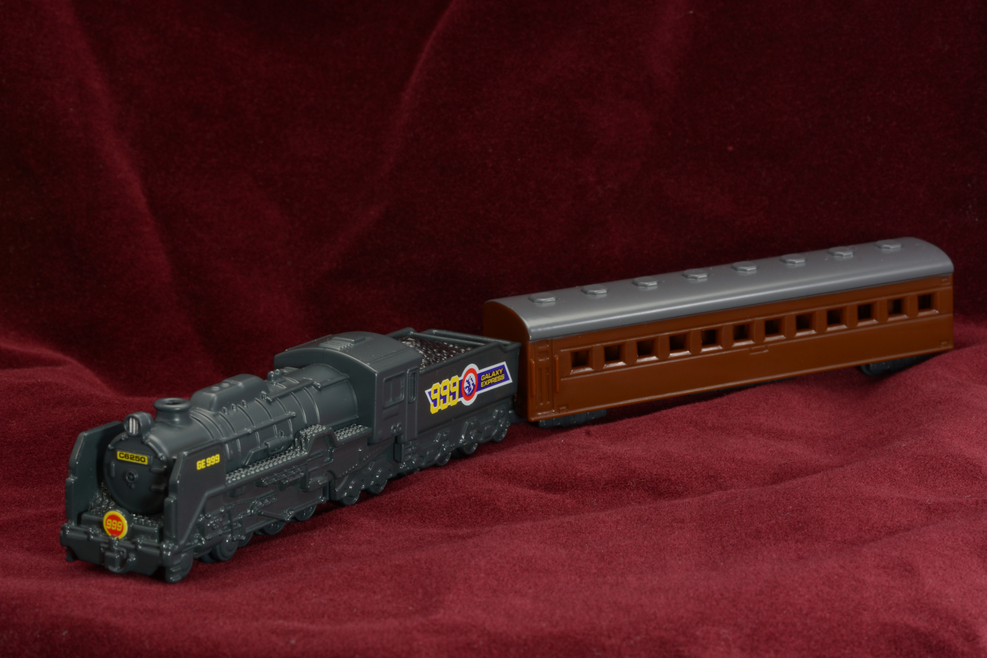 高級感がある赤いベロア