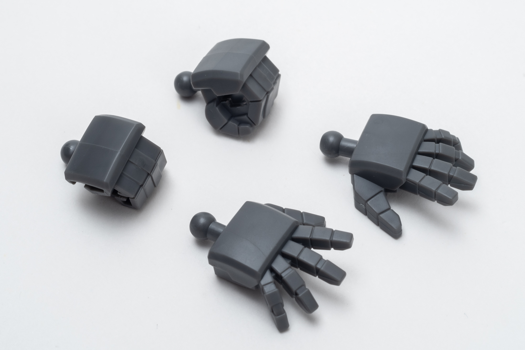 2種類の手のパーツがあります