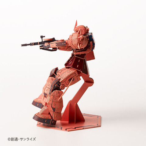 機動戦士ガンダム」よりシャア専用ザクと量産型ザクの紙製立体