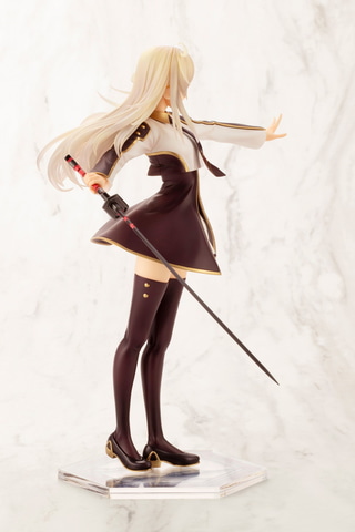 遊戯王OCG」よりフィギュア「閃刀姫―レイ」本日発売！ 風に揺れる