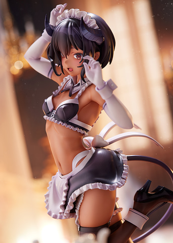 昆布わかめ氏デザインの悪魔っ子な褐色メイド。あみあみ×AMAKUNI