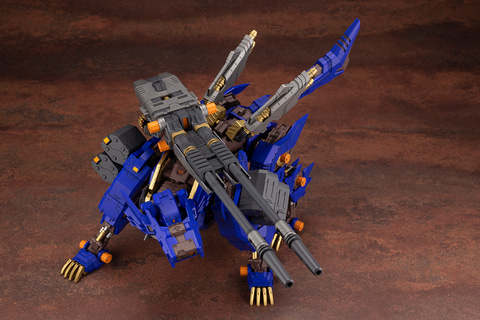 ゾイド妄想戦記 特別編」よりプラモデル「HMM RZ-053 ヘビーアームズ