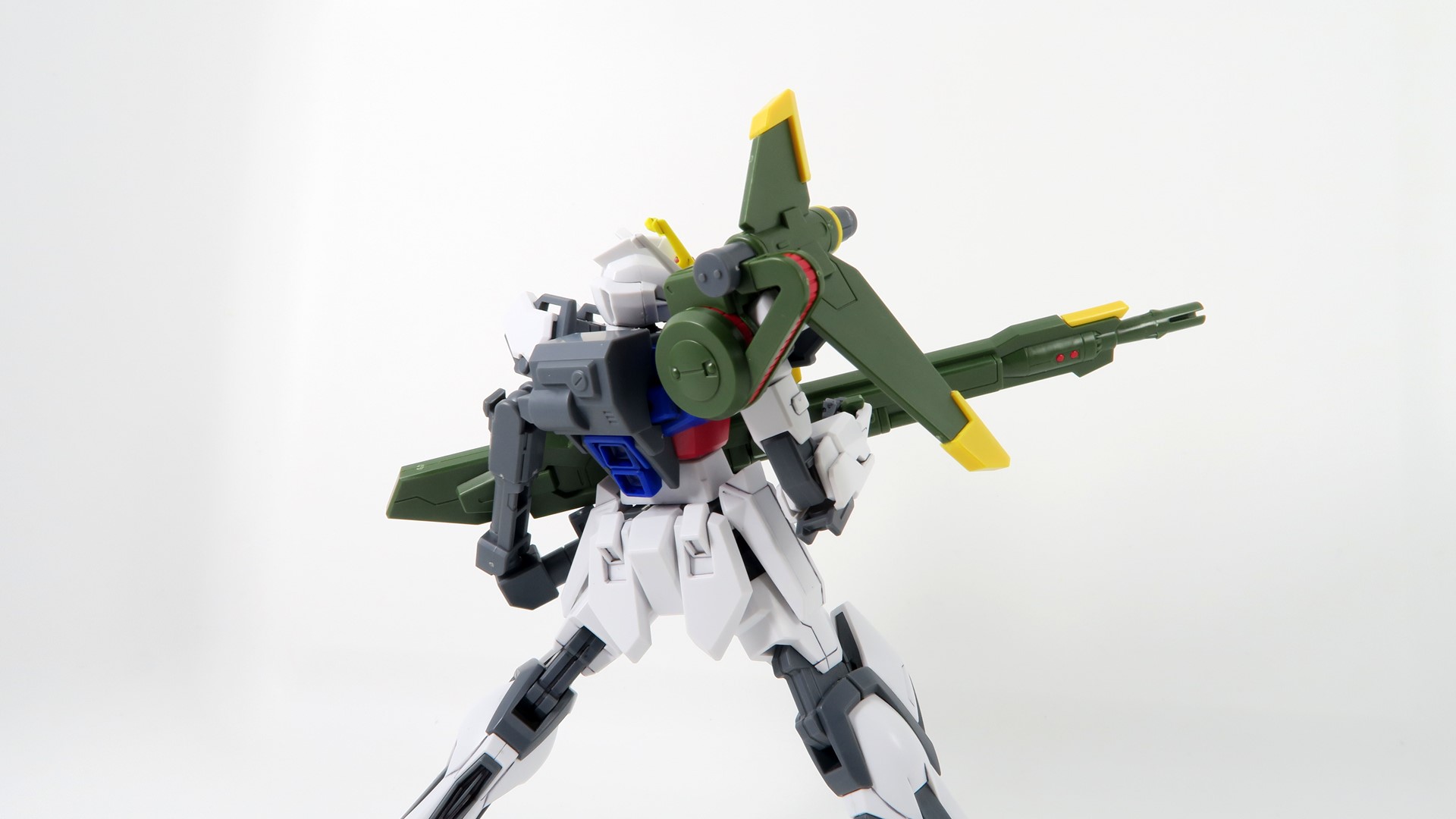 両キットの色分け再現が完璧なのでどの角度から見ても様になっている