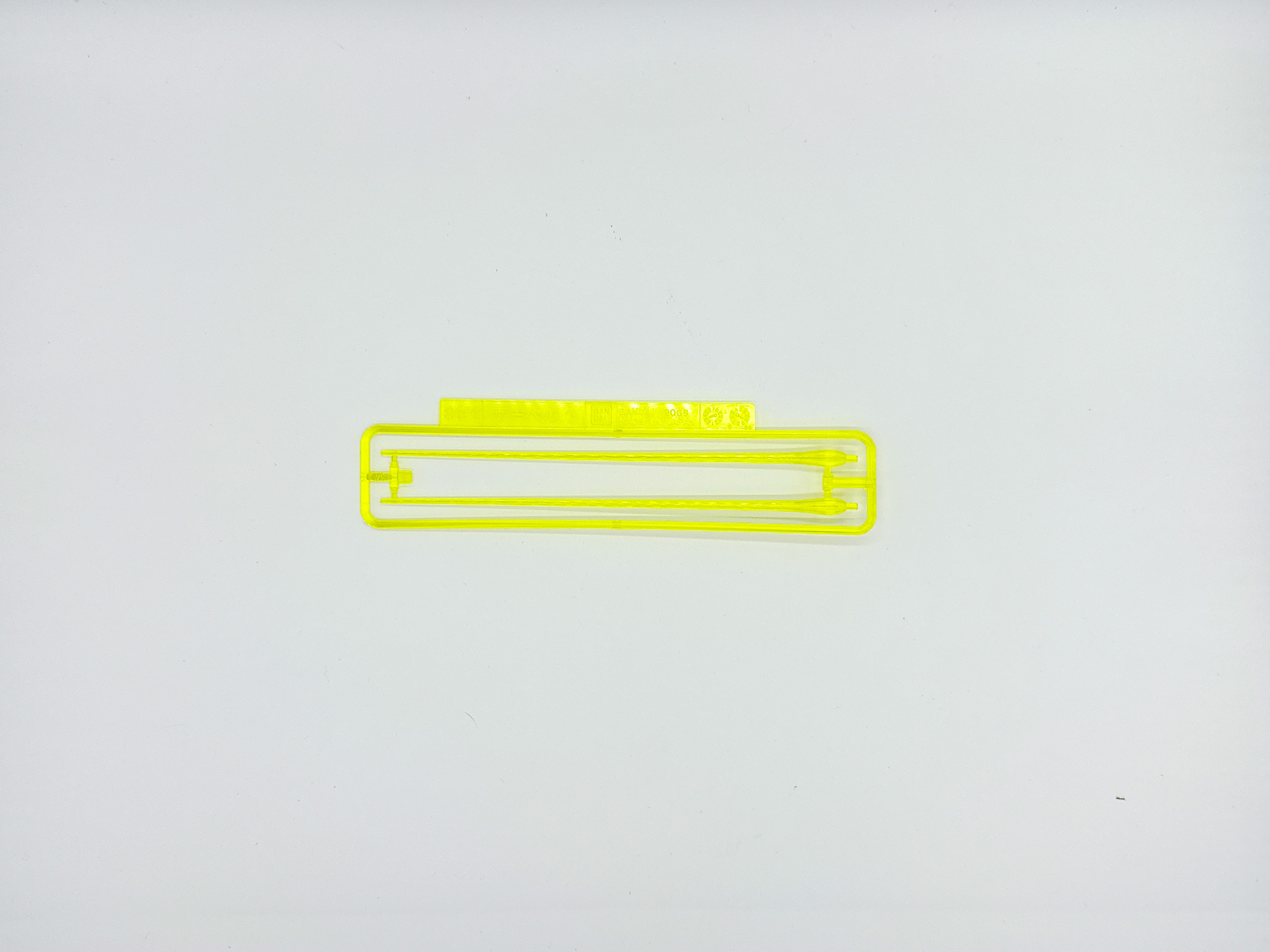 「MG 1/100 シナンジュ・スタイン (ナラティブVer.) Ver.Ka」を構成するパーツ。一部ランナーは同一のものが複数同封されています。