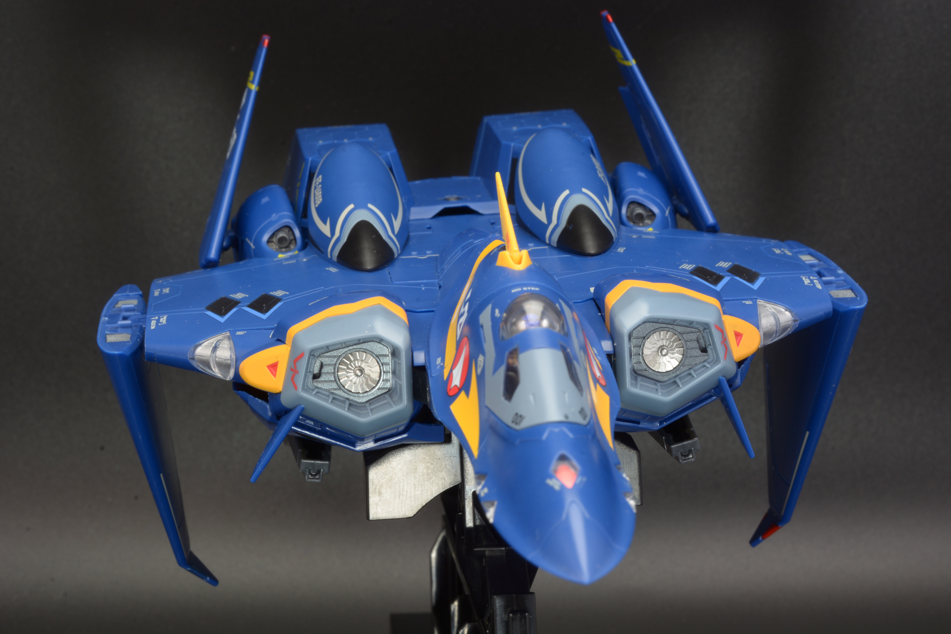 高速時の形態も再現できる