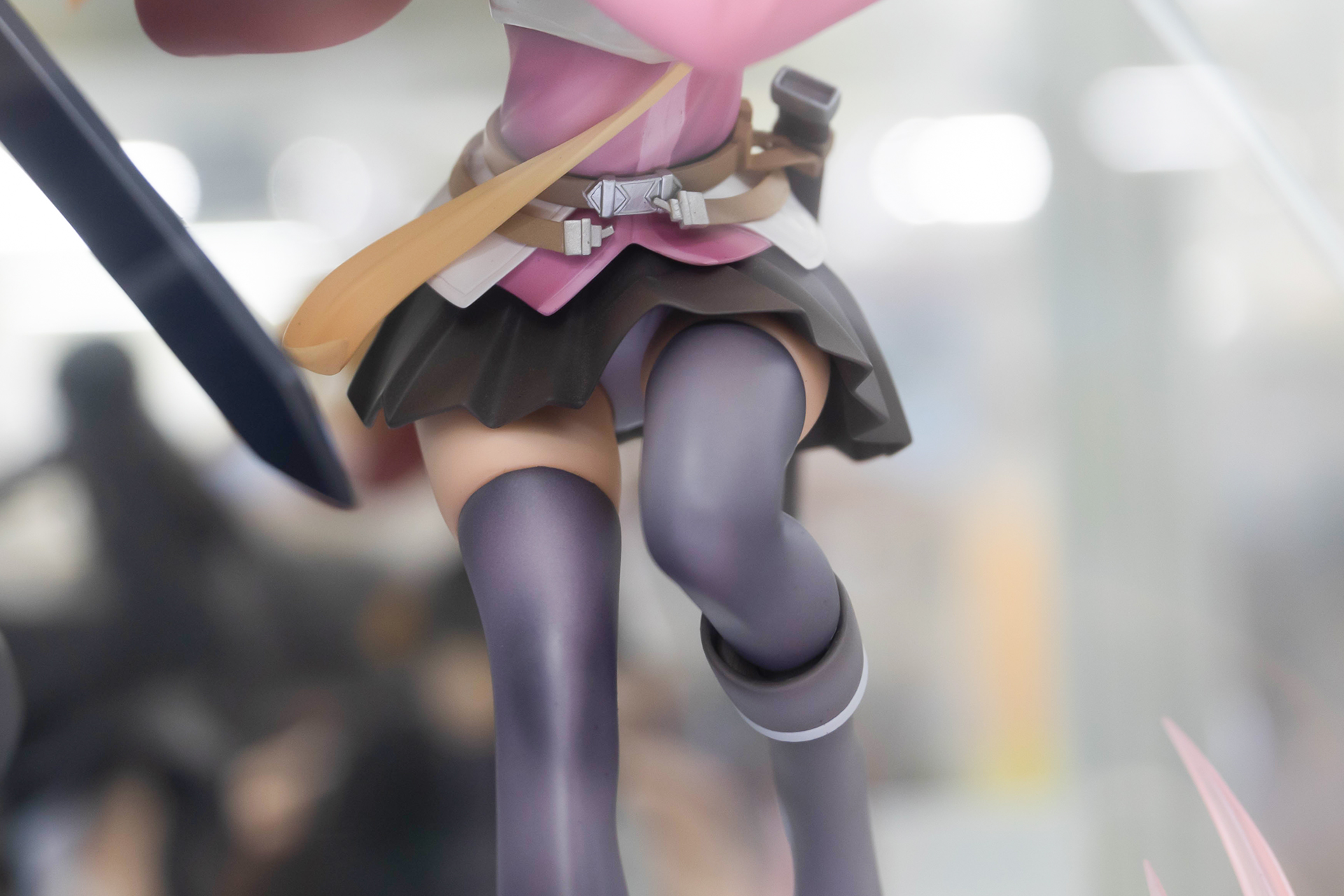 おっと、これはけしからん！