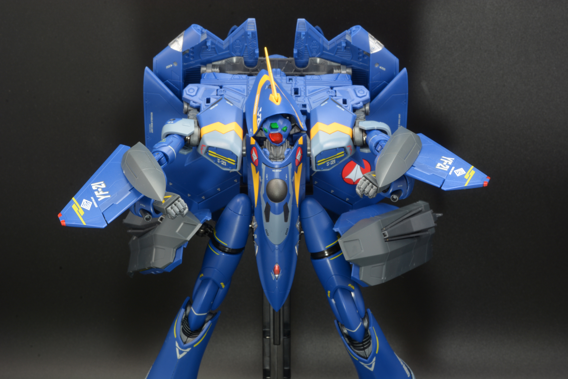 推進剤とブースター、ミサイルが追加される