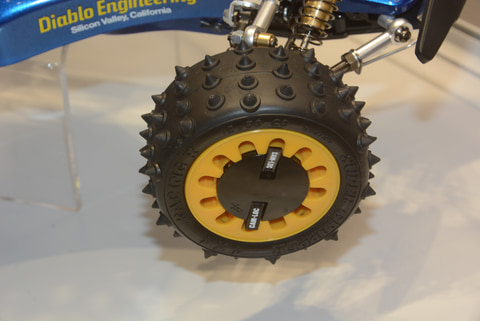 1/10RC 4WDレーシングバギー アバンテ (2011)+廃盤オプション2種