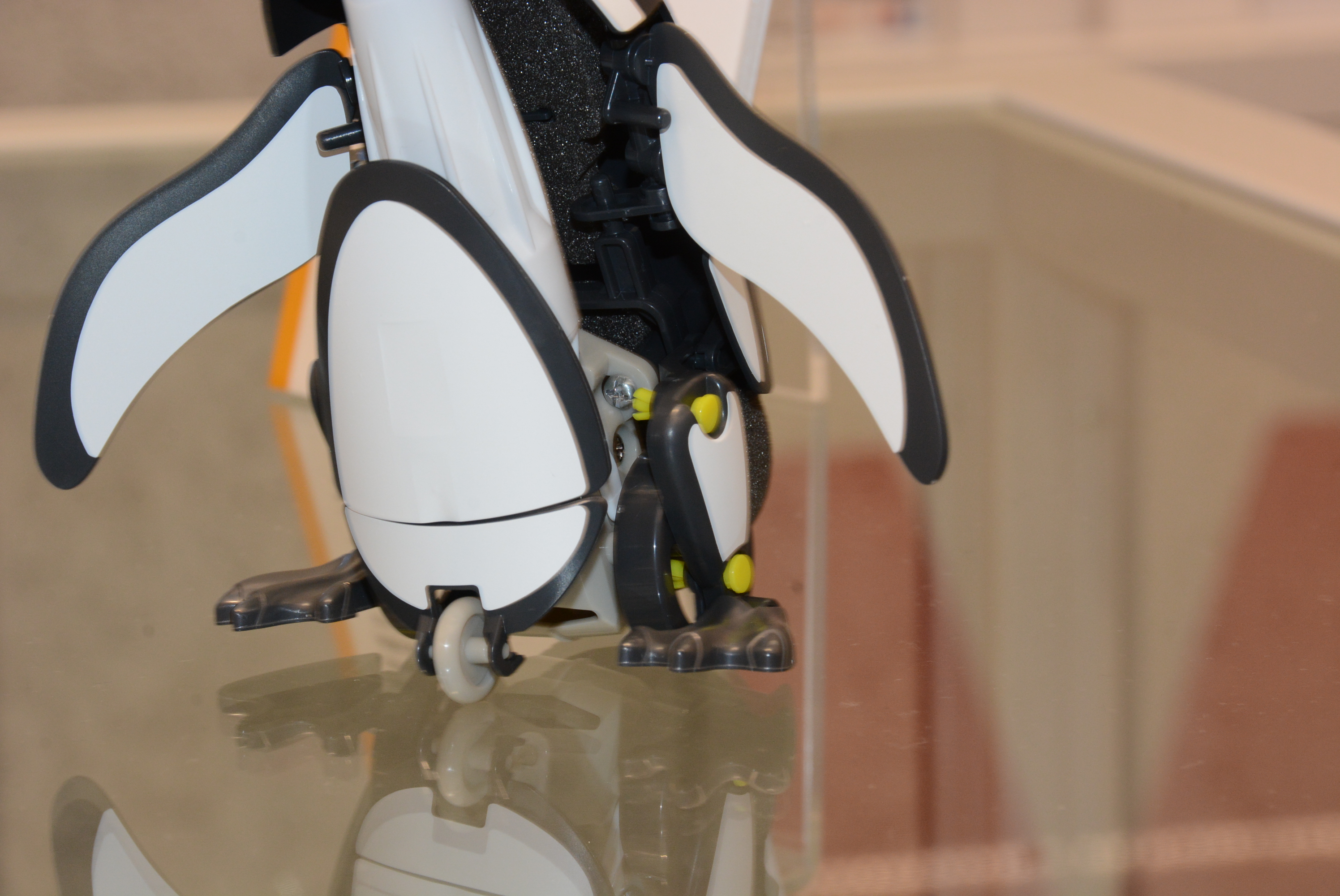 クランクホイールで地上を進む。