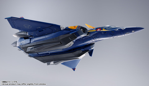 マクロスプラス」より「DX超合金 YF-21（ガルド・ゴア・ボーマン