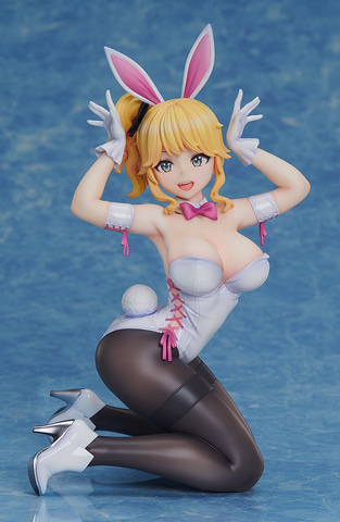 ドルフィンウェーブ」より「黒瀬見波」と「伊澄桐利」がバニーガール姿