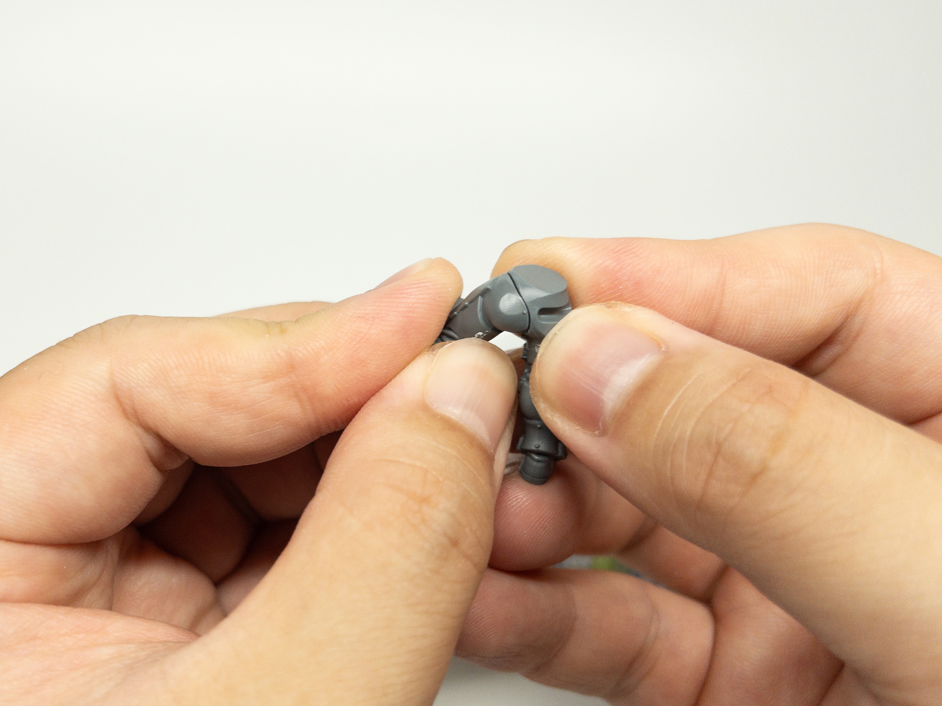 ギュッと押しつける