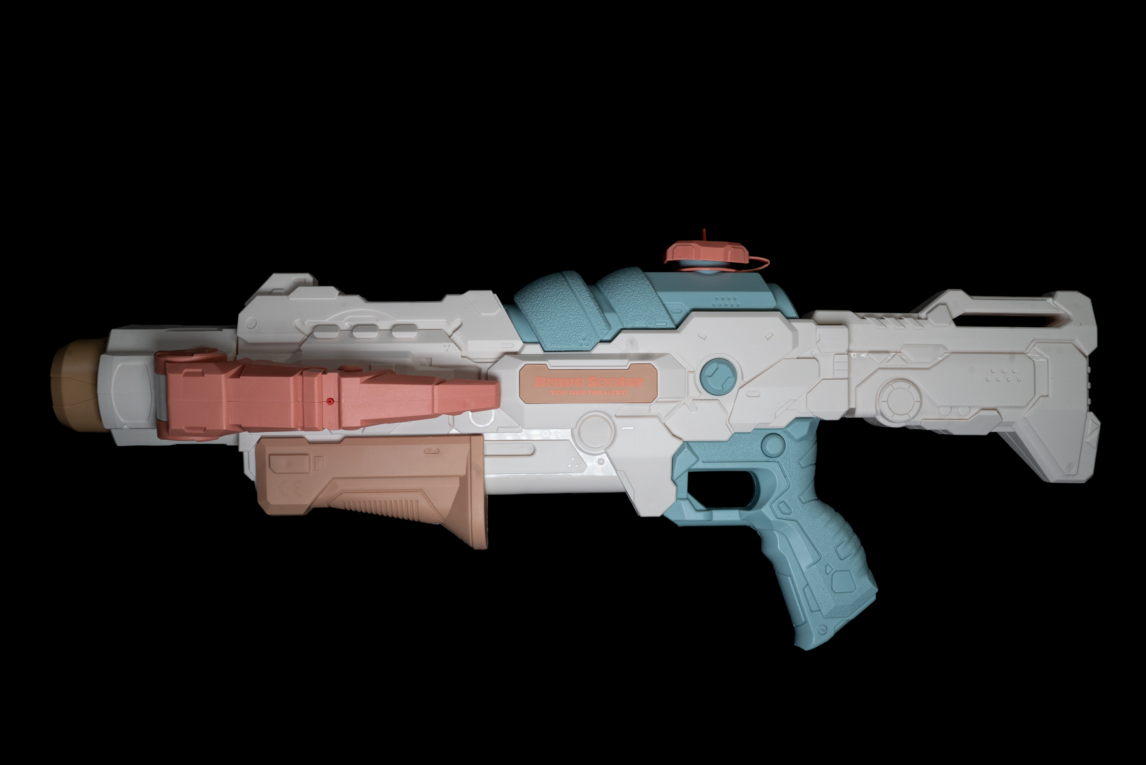 まるでSF映画に出てきそうなデザイン。塗装しても面白そう