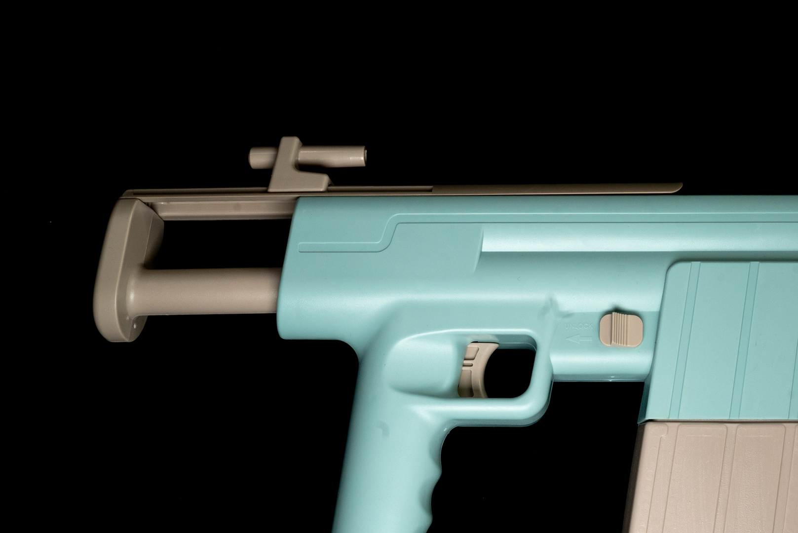 伸縮式のストックもポイントが高い