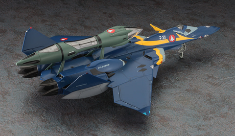 ハセガワ、「マクロスプラス」よりプラモデル「YF-21 w/ファストパック