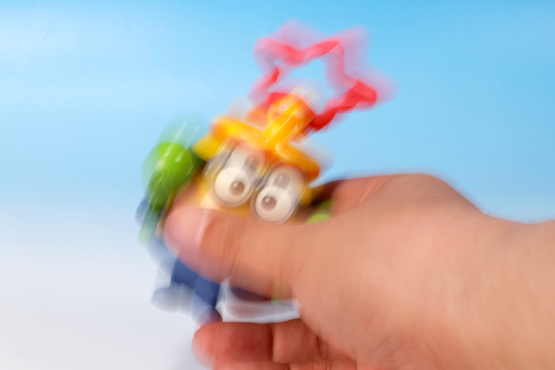 ミニオンを振って音を出そう