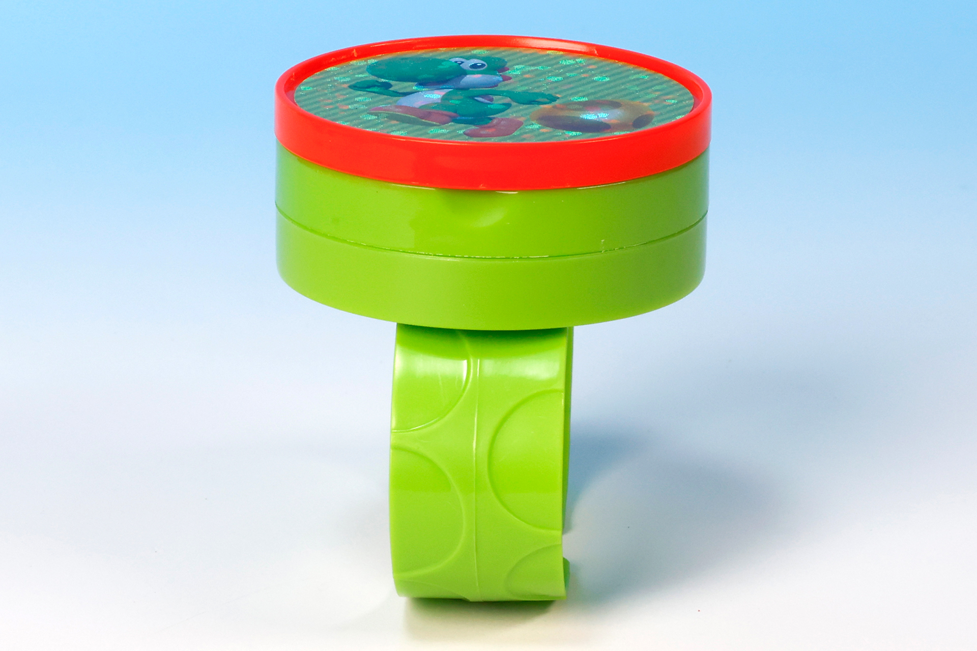 バンド部分もタマゴの柄のようになっている