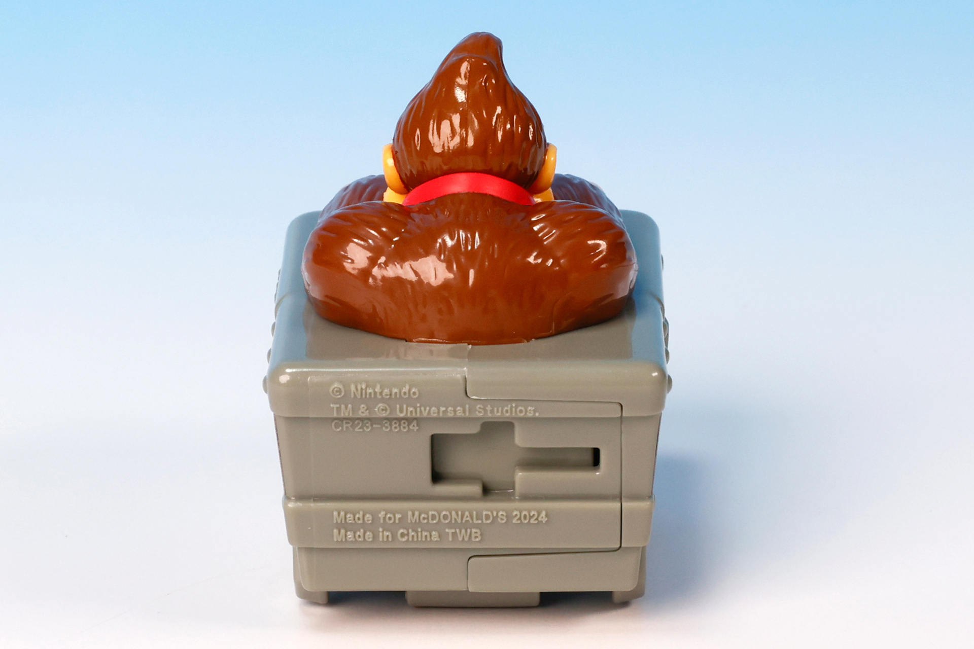 こちらは背面側から見たところ