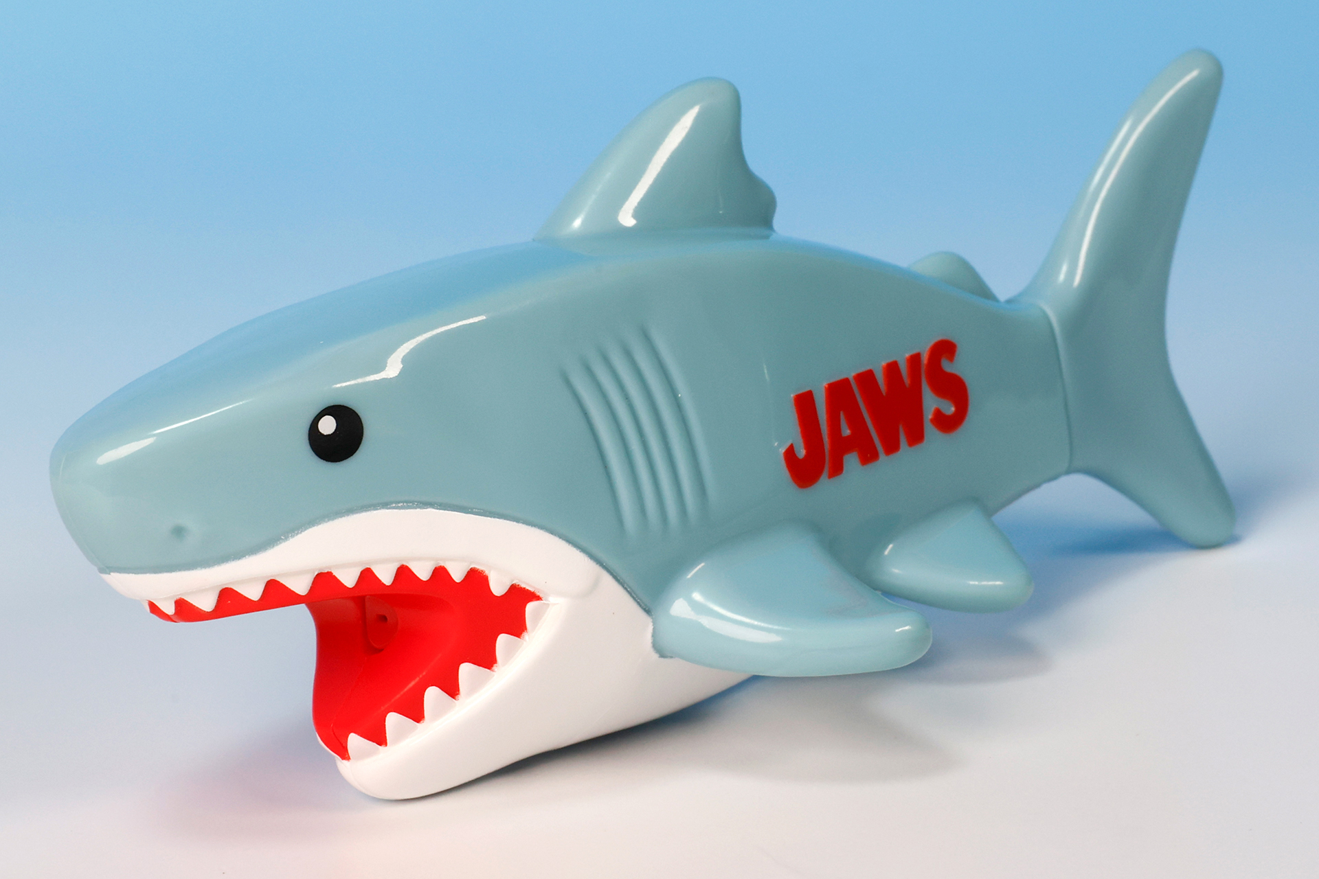 少しななめから見ると、おなじみのスタイルに