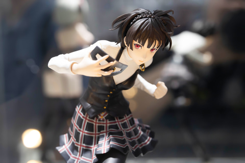 ペルソナ5 ザ・ロイヤル 新島真 制服Ver. | ホビージャパン限定