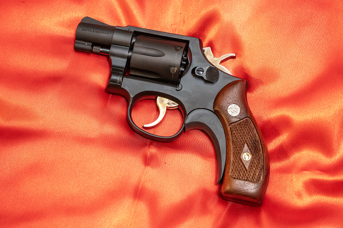 トリガー・ハンマーは、ケースハードン仕上げになっており、手間のかかったものになっている