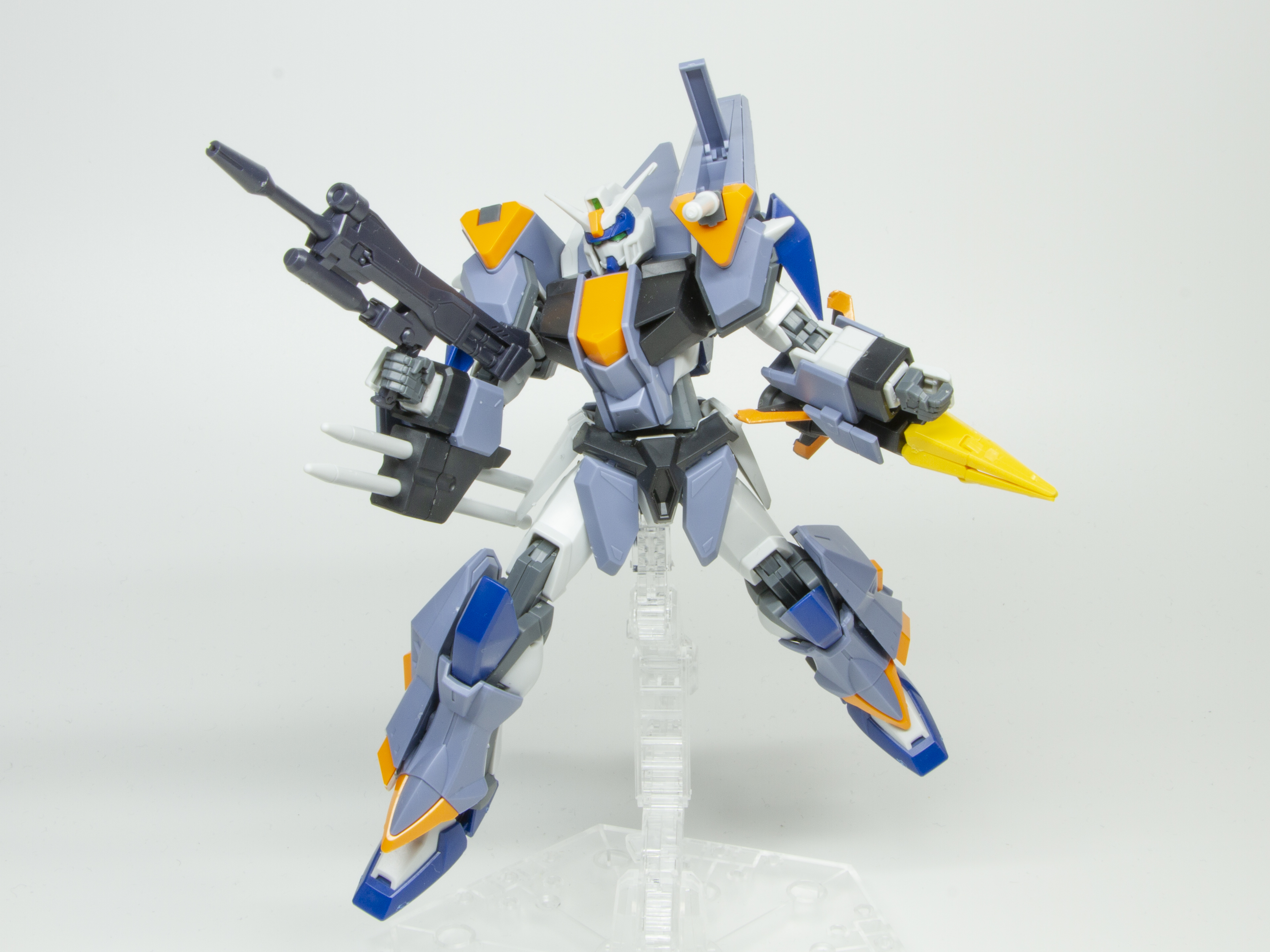 「イザーク・ジュール」が駆るモビルスーツが「ブリッツガンダム」を彷彿とさせる武装も扱う、アツい展開