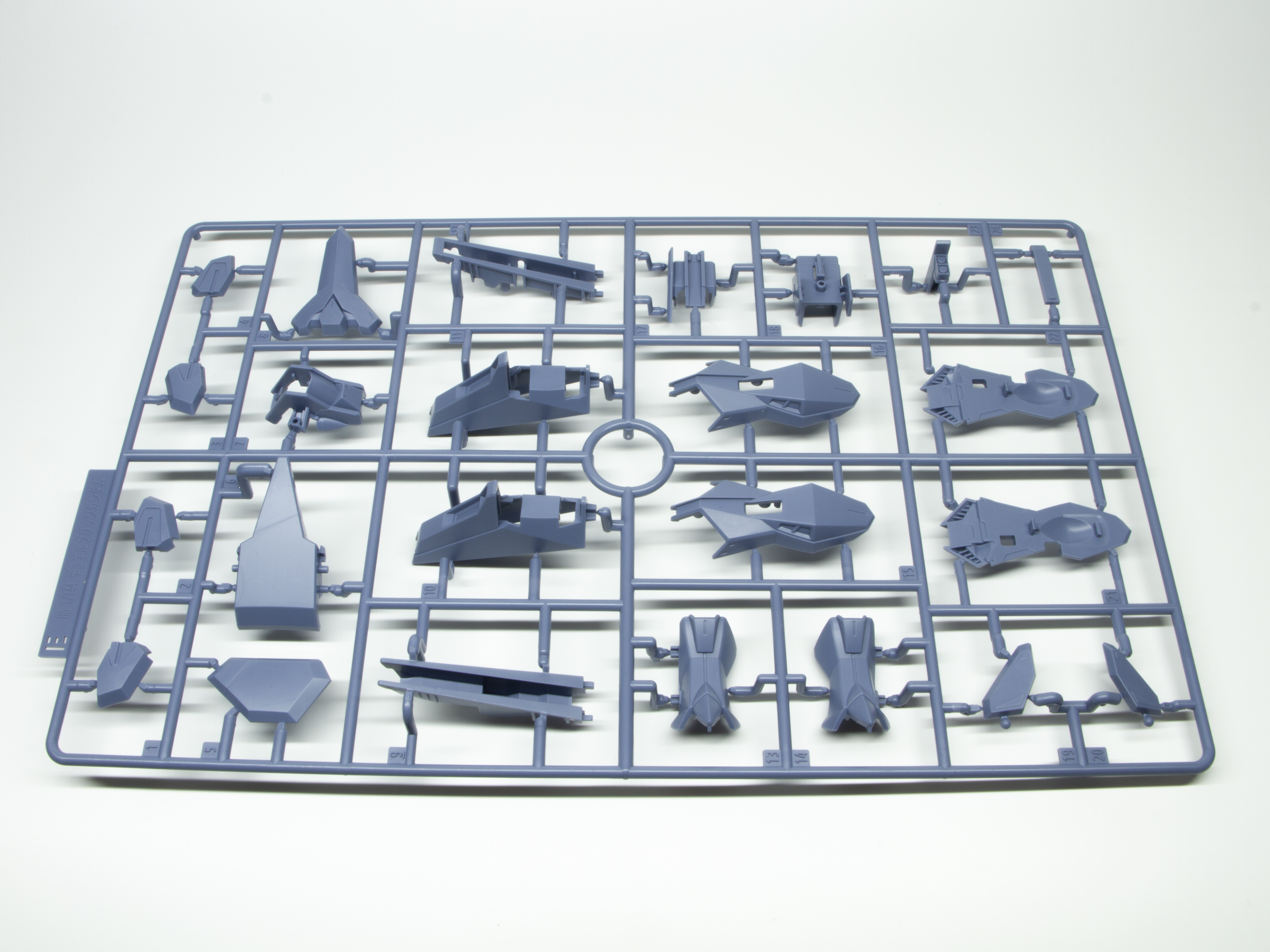 Eランナー。「アサルトシュラウド」を構成する