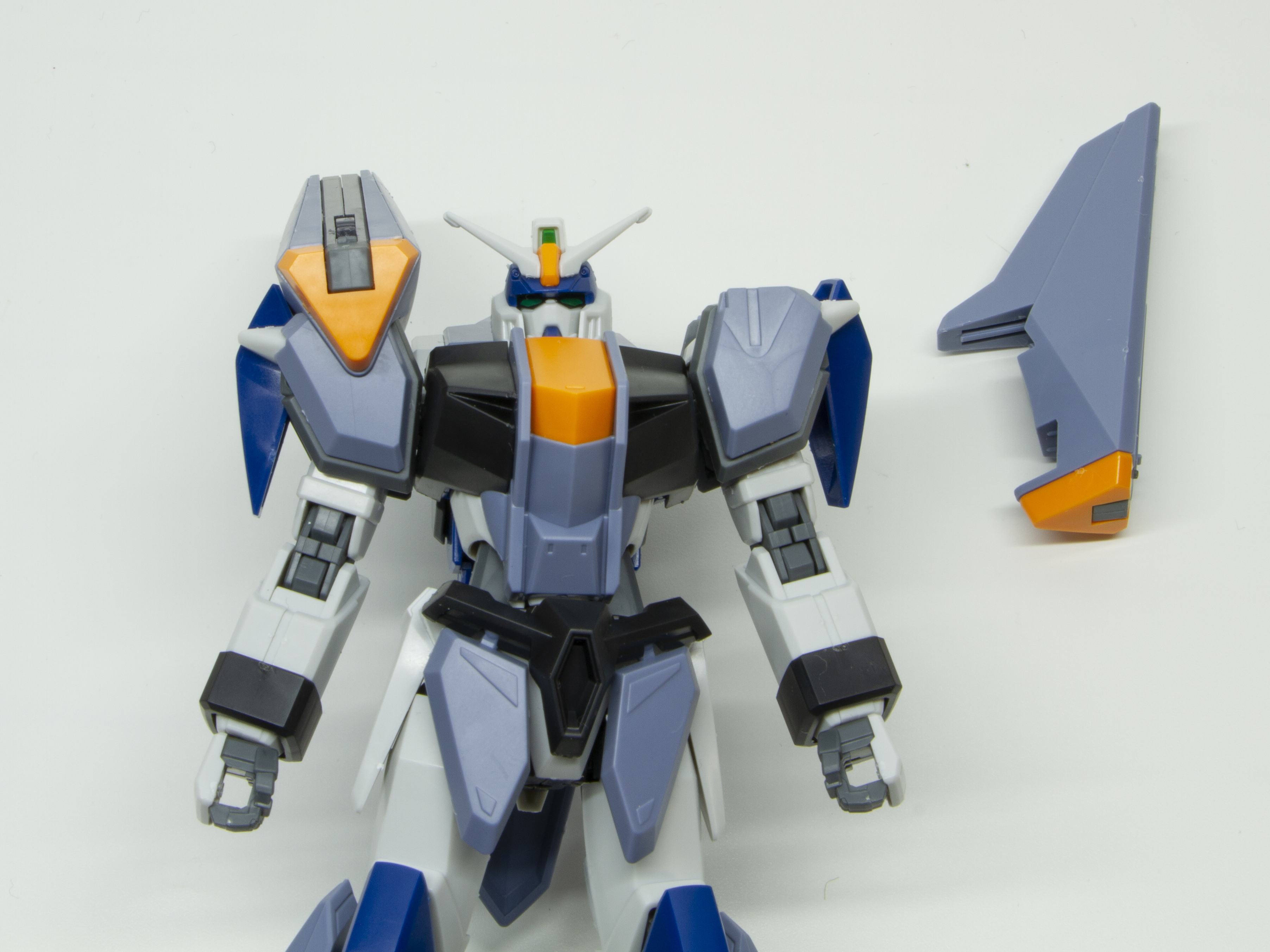 肩パーツに取り付け