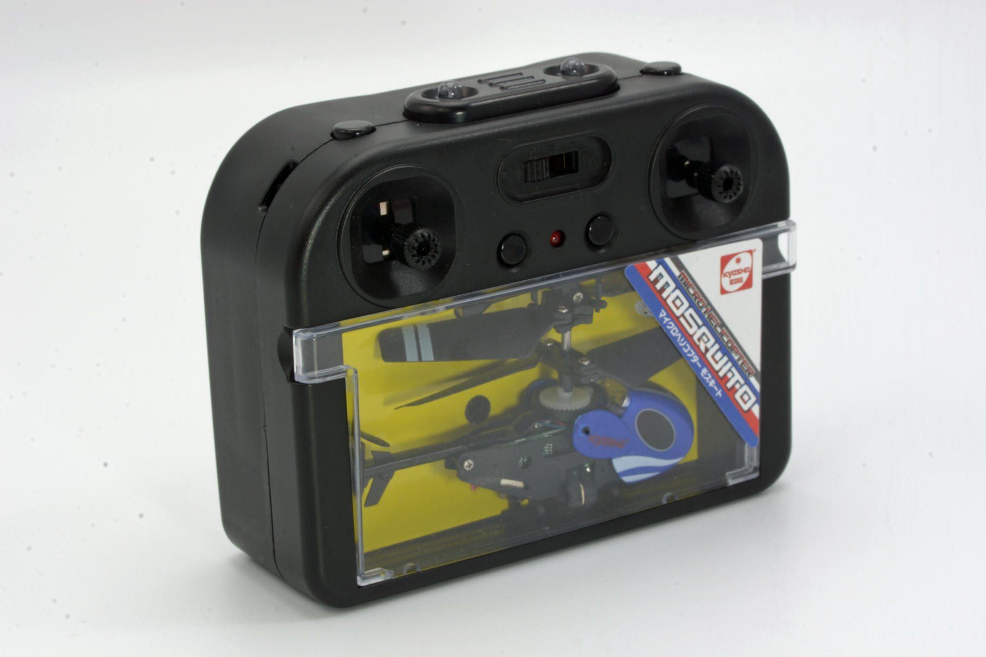 送信機にヘリを収納可能