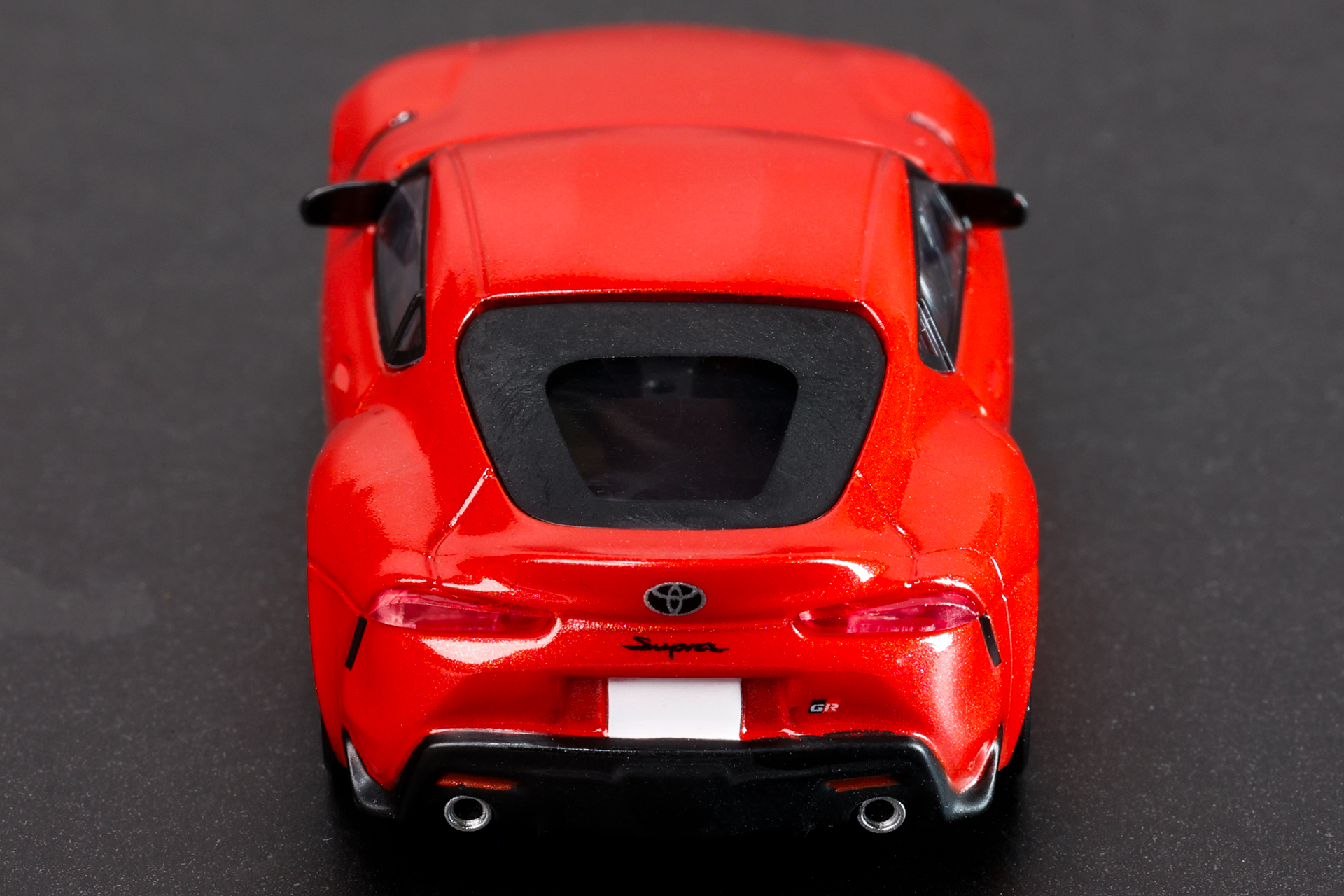 小さいながらもトヨタのエンブレムもしっかり再現されている