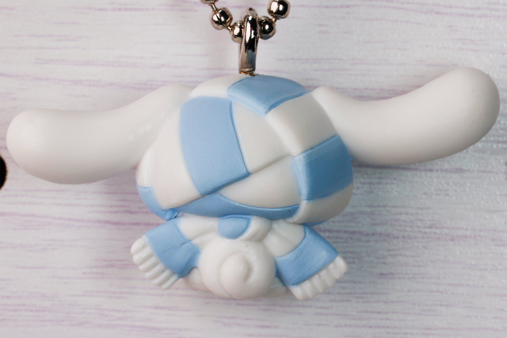 後ろから見ると、そのユニークな巻き方がよくわかる