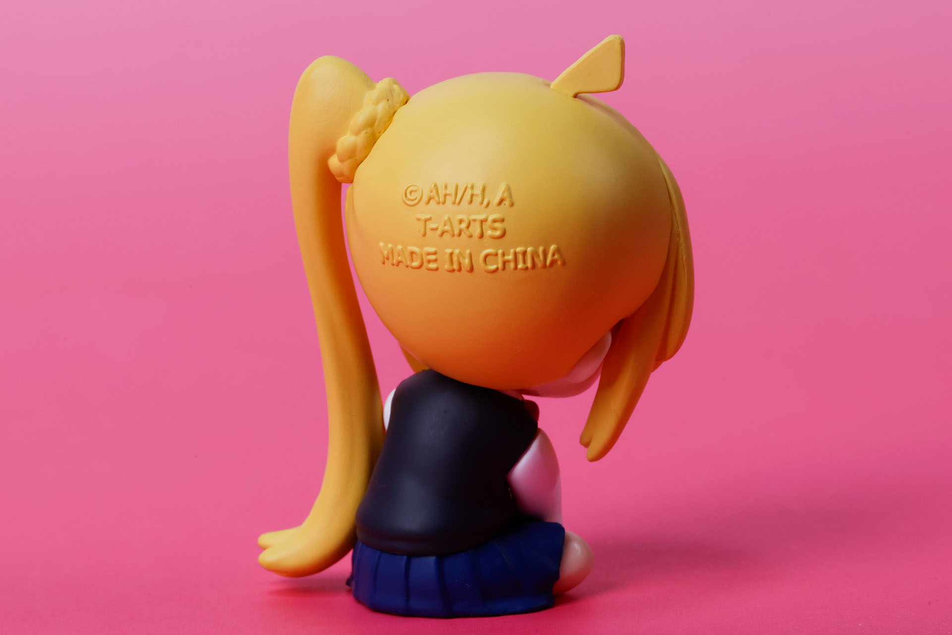 後ろから見てもわかる頭のてっぺんのアホ毛