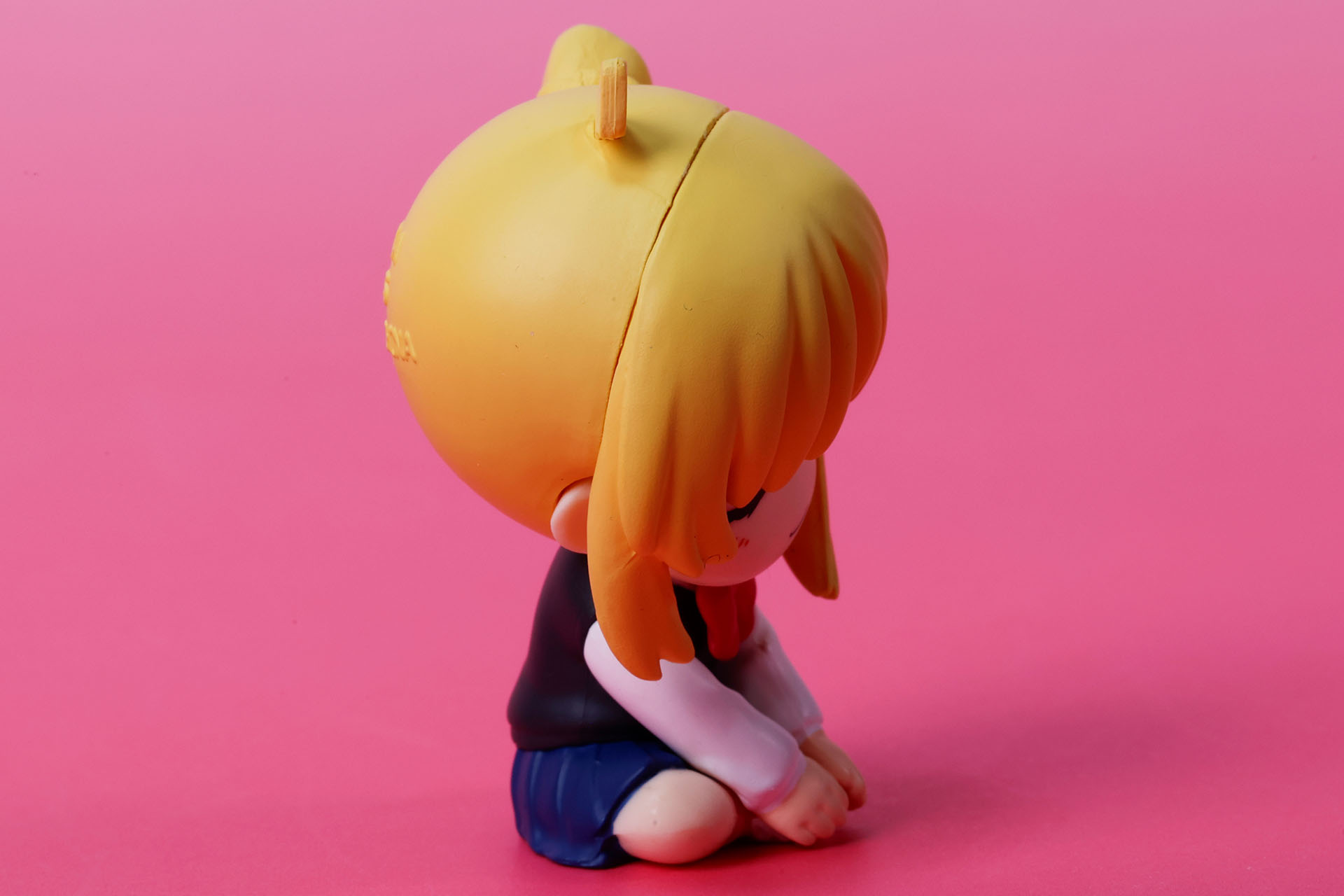 今にもこちらに倒れてきそう！